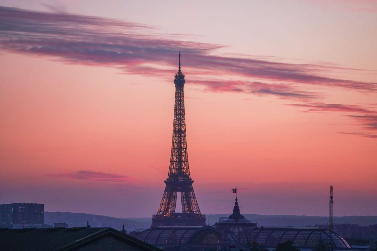 Turnul Eiffel a fost închis din motive de siguranță în urma unui protest, la începutul lunii octombrie turnul eiffel