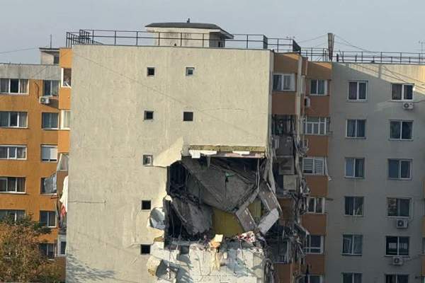 O femeie care locuiește în apropiere de locul unde s-a produs explozia de la blocul de pe Calea Rahovei a tras un semnal de alarmă. Ce s-a întâmplat cu doar o zi înainte