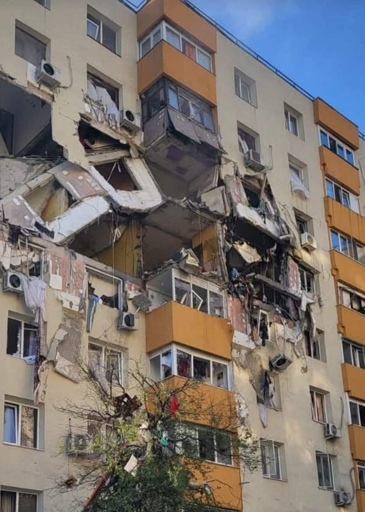 Anunțul primarului Capitalei, cu privire la oamenii care au rămas fără casă, după explozia din cartierul Rahova explozie bloc calea rahovei