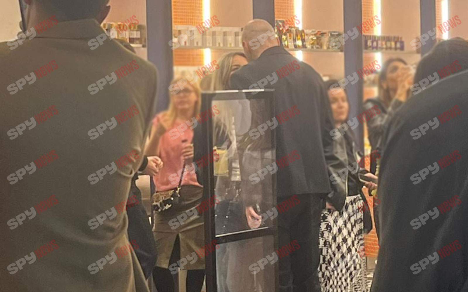 Se topește după el! Flavia de la „Neatza” și Andrei Ciobanu, mai îndrăgostiți ca niciodată. Cum îl privește vedeta | PAPARAZZI