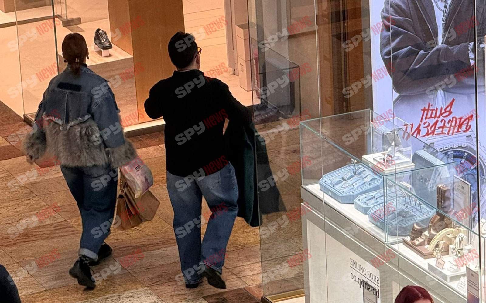 A făcut parada modei! Săndel Mihai a luat magazinele la rând. Ce a făcut soția lui, în tot acest timp