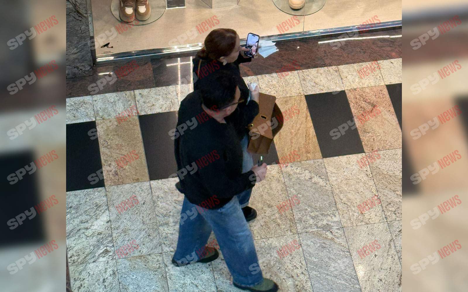 A făcut parada modei! Săndel Mihai a luat magazinele la rând. Ce a făcut soția lui, în tot acest timp