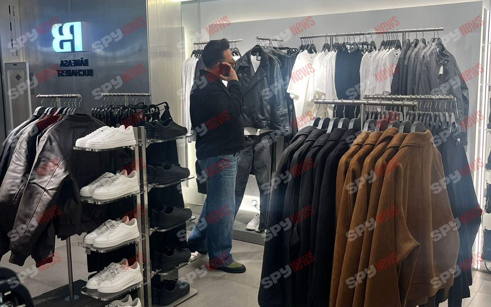 A făcut parada modei! Săndel Mihai a luat magazinele la rând. Ce a făcut soția lui, în tot acest timp