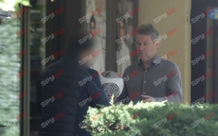 Este unul dintre cei mai modeşti fotbalişti. Florin Răducioiu îşi respectă fanii mai presus decât orice | PAPARAZZI