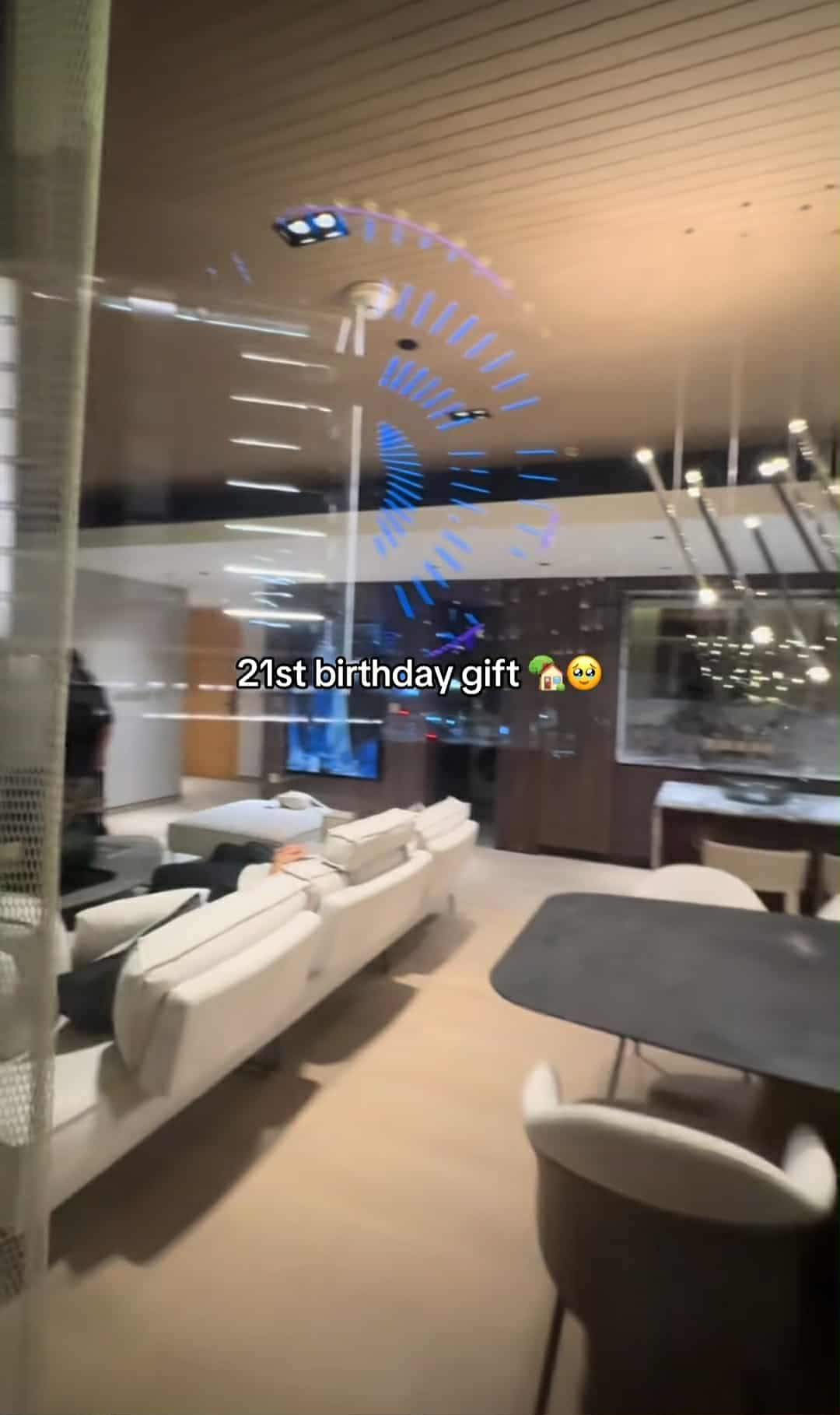 Andreea Bostănică și-a cumpărat apartament de lux în Dubai! Cadou fabulos de ziua ei de naștere | VIDEO