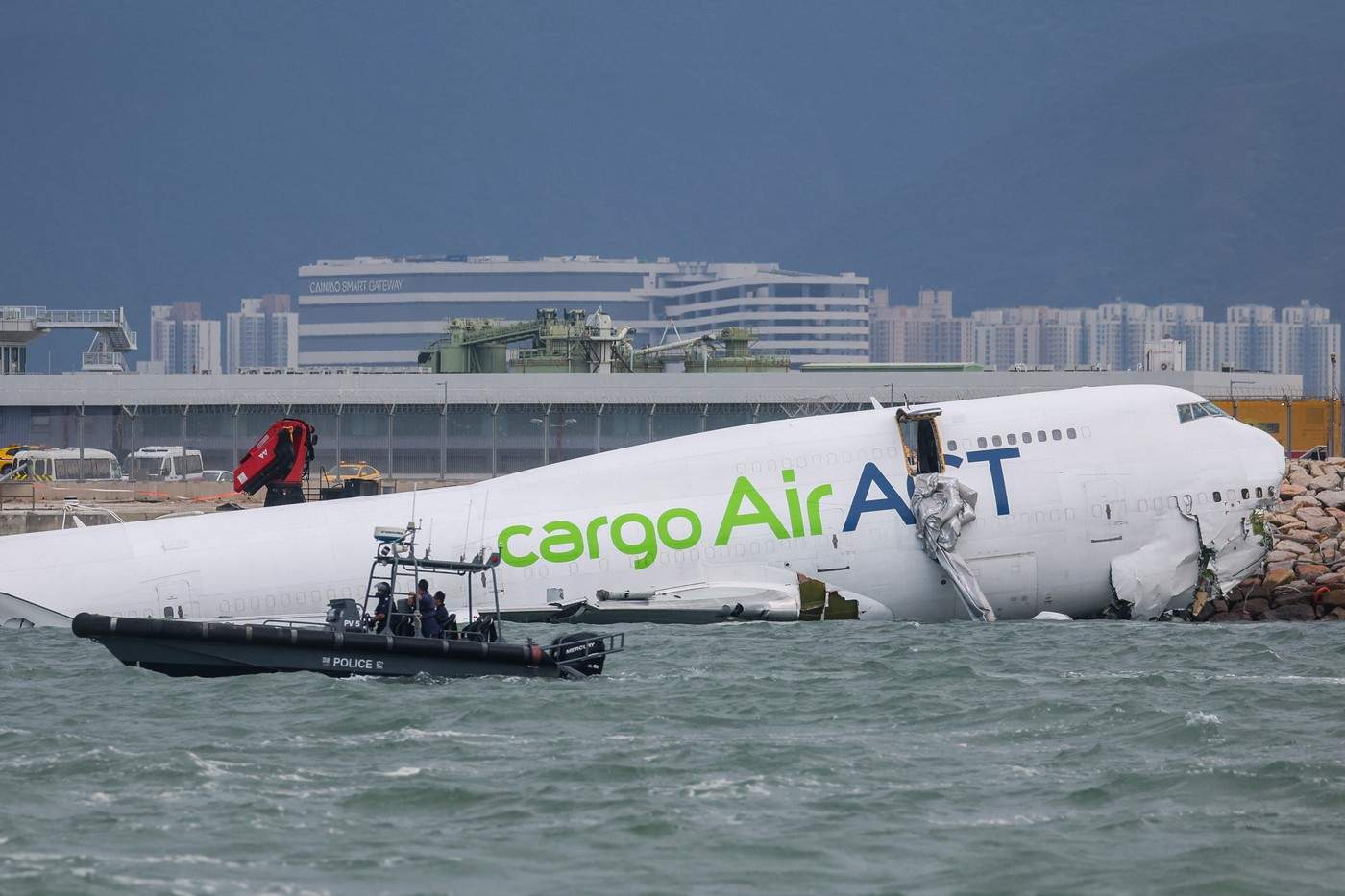 incident aviatic în Hong Kong