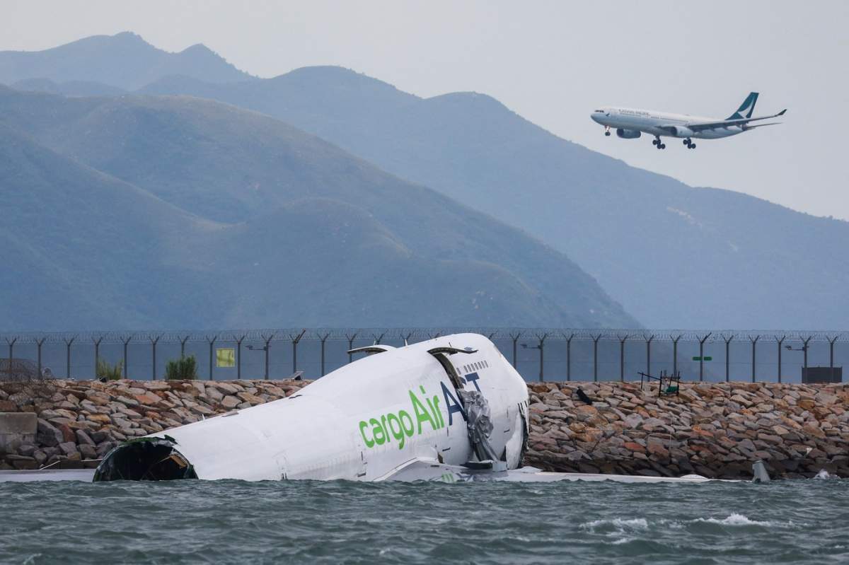 incident aviatic în Hong Kong