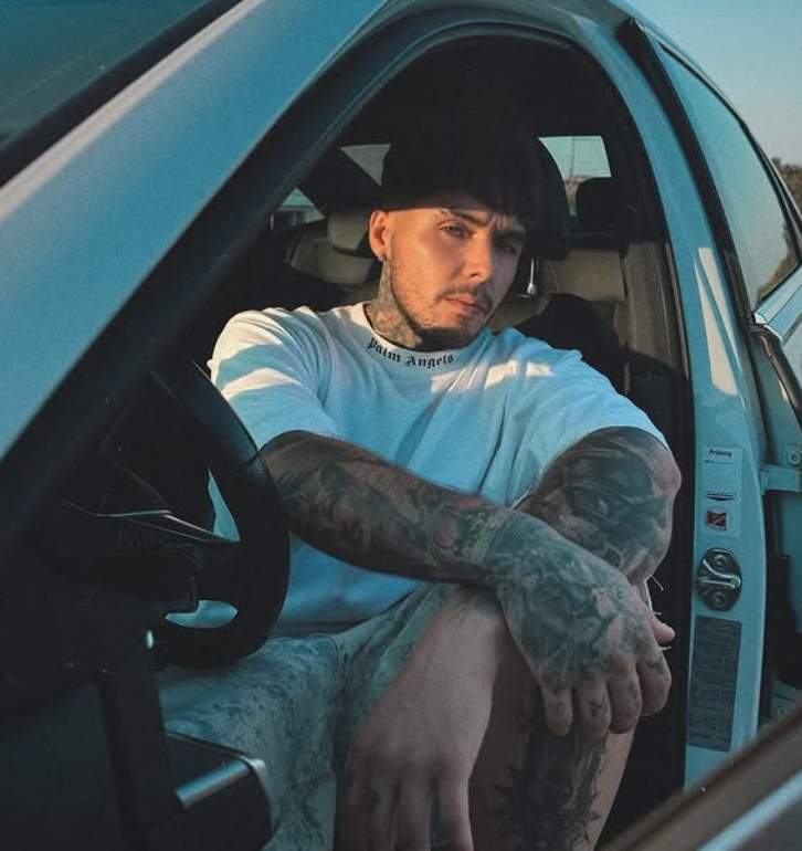 lino golden in masina sa