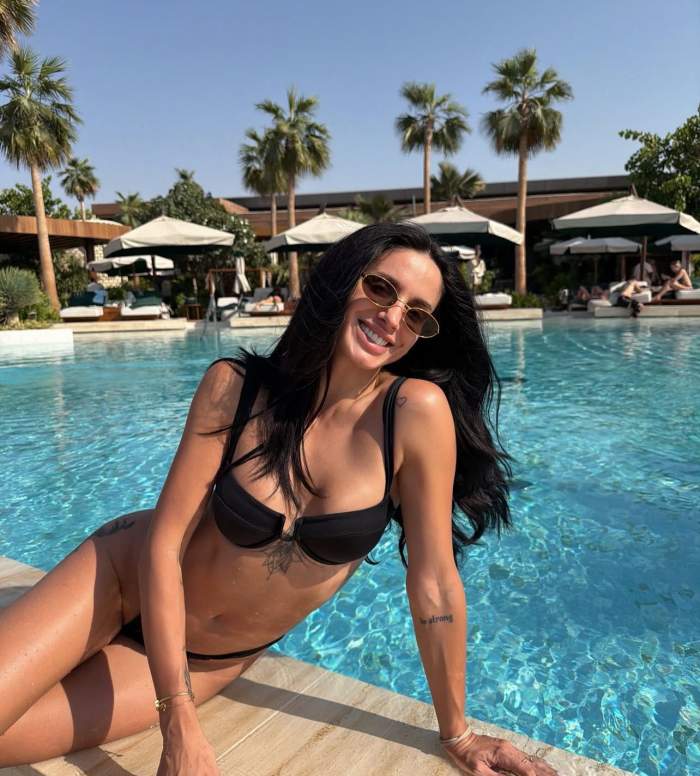 Ioana Grama a încins Internetul! Influencerița s-a fotografiat în costum de baie, în Dubai | FOTO