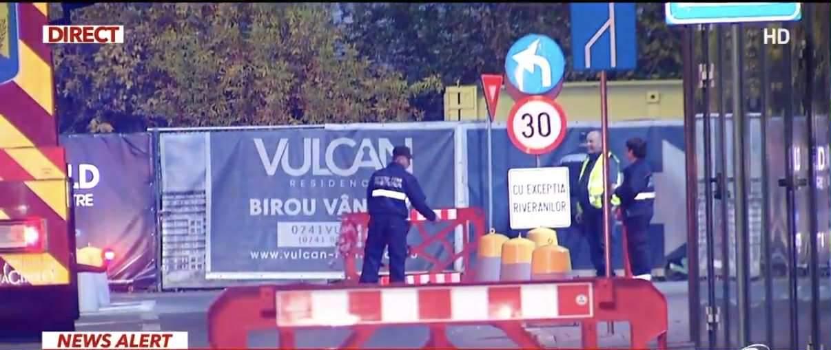 Alertă în București, în apropierea locului exploziei din Sectorul 5. Un supermarket a fost evacuat din cauza mirosului de gaze. Pompierii sunt la fața locului