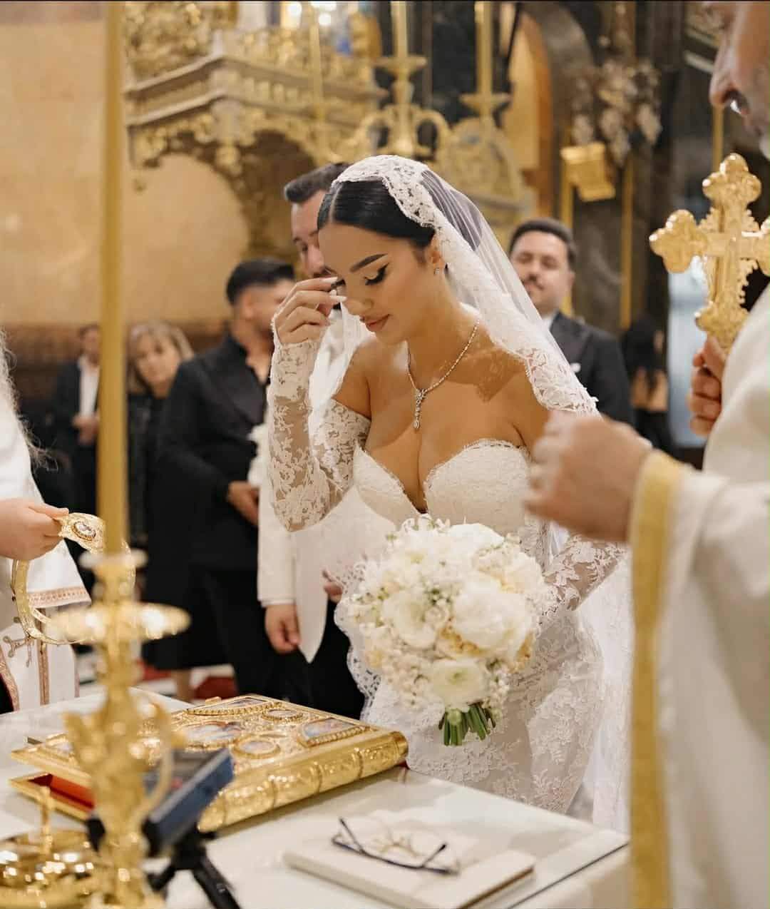Larisa Udilă și soțul ei au împlinit 1 an de la nuntă! Imagini de vis cu influencerița în rochie de mireasă