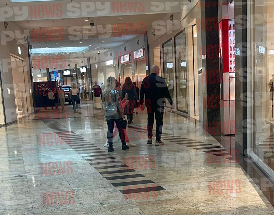 Momente savuroase cu Viorel Teacă, soţia şi copilul! Femeia care îl face fericit pe fostul poliţist a atras toate privirile