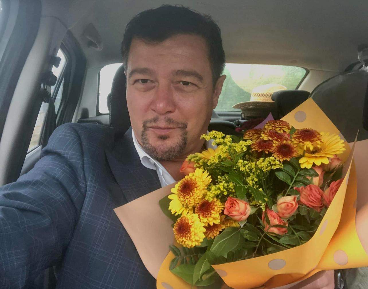 Văru' Săndel, mărturisiri emoționante despre momentul în care și-a condus fiica spre altar: "Parcă nu mi-a convenit..."