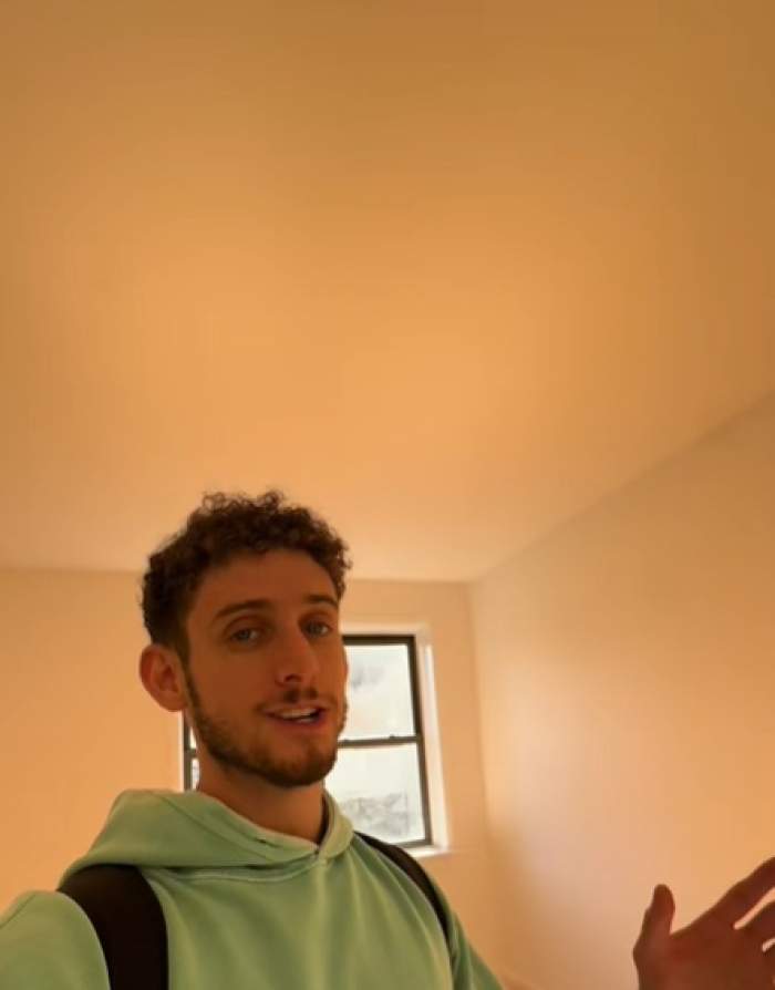 Ce apartament poți închiria cu 3.100 dolari pe lună în New York. Partea bună: are totuși baie!