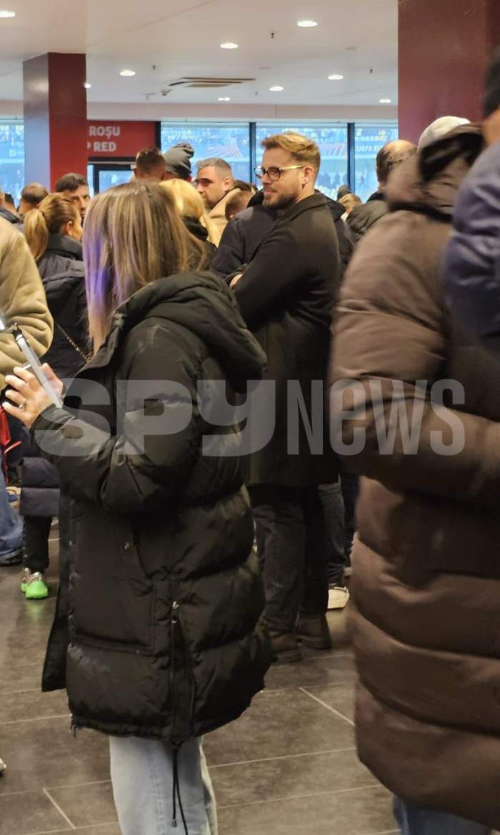 Emanuel Cîrstea, cu iubita de mână, îi face ochi dulci unei blondine celebre pe TikTok! Avem imaginile | PAPARAZZI