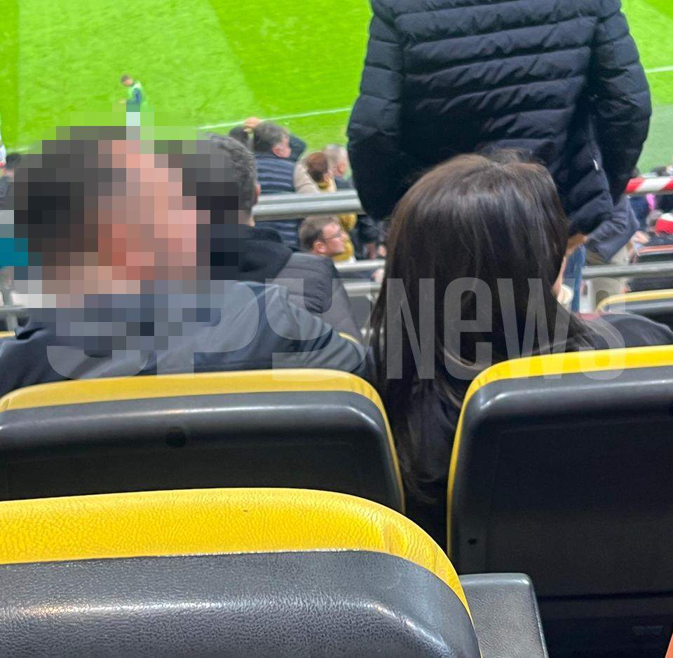 Când te prinde dragostea...cu greu îi mai scapi! Nicoleta Dragne, scene romantice cu iubitul, pe stadion!