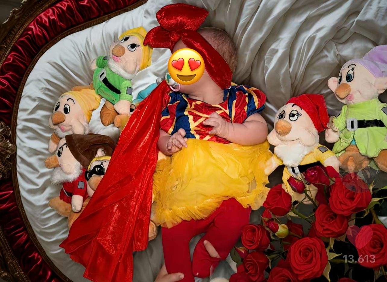 Fiica lui Luis Gabriel a împlinit două luni! Ce tematică spectaculoasă a ales Haziran pentru ședința foto a micuței Meleim | FOTO