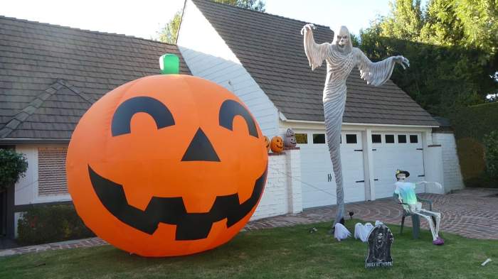 Halloween 2025: Idei de costume, decorațiuni și cum să organizezi o astfel de petrecere acasă