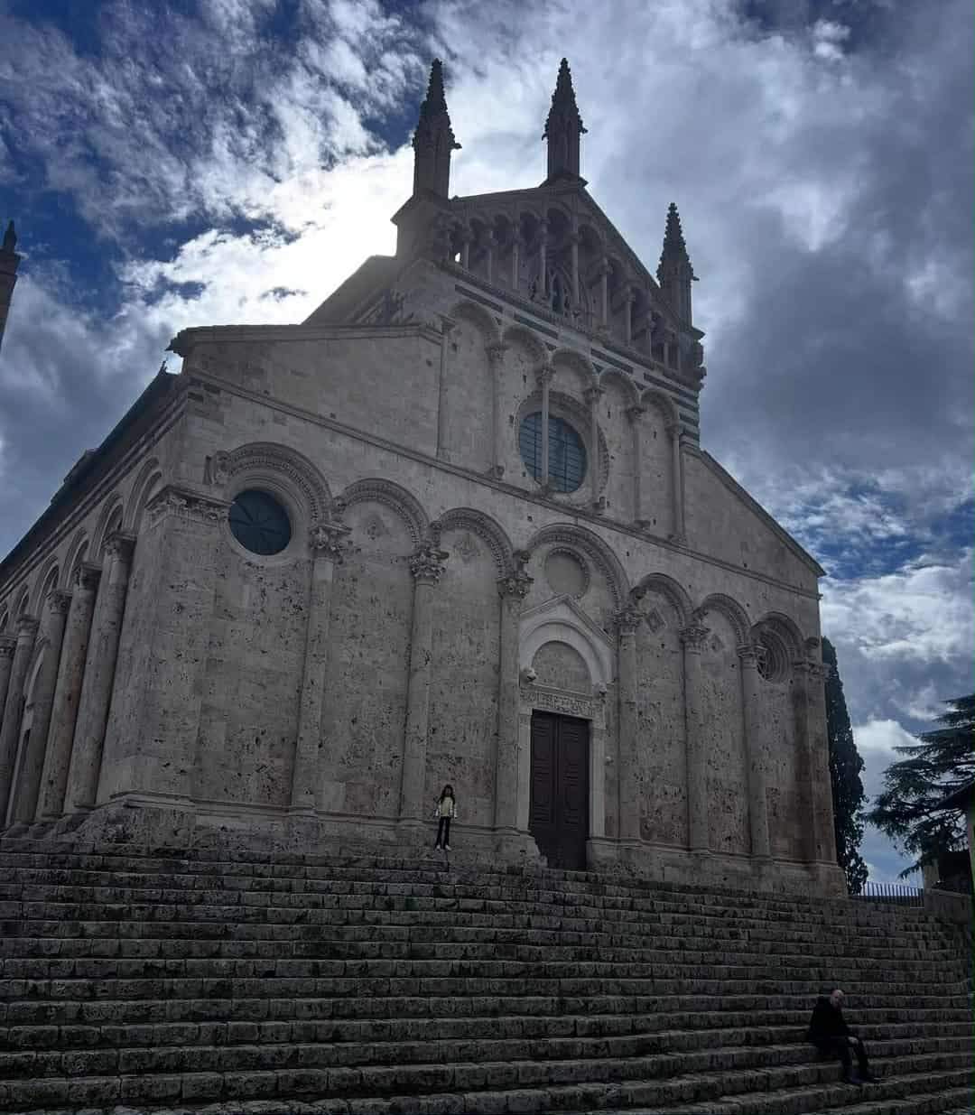 Simona Gherghe, vacanță cu copiii ei într-un oraș de poveste din Italia! Prezentatoarea a fost vrăjită de peisaje
