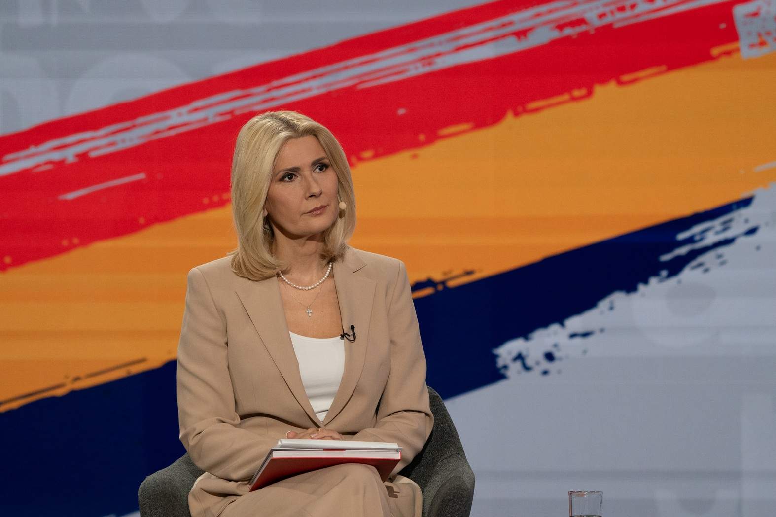 Cine repară încrederea românilor în România? Kelemen Hunor, despre măsurile de austeritate, pensiile speciale și criza de încredere din coaliția de guvernare în Ediția Specială Observator „Toată România Noastră”