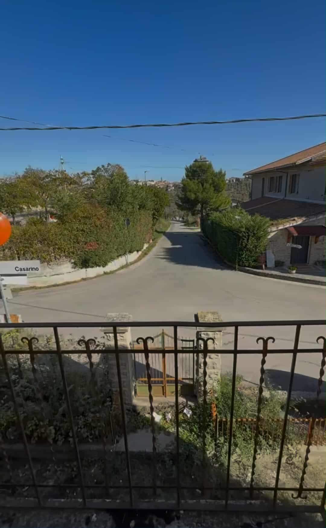 Gabriela Cristea și Tavi Clonda și-au cumpărat casă în Italia! Vedeta a făcut turul: ”Nu a mai fost locuită de 50 de ani”