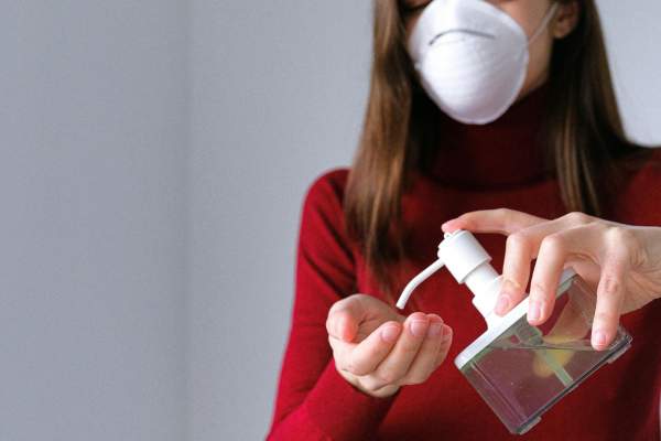 Rata de Covid a crescut în Marea Britanie. Sfaturi utile care te vor ajuta să te protejezi împotriva virusului