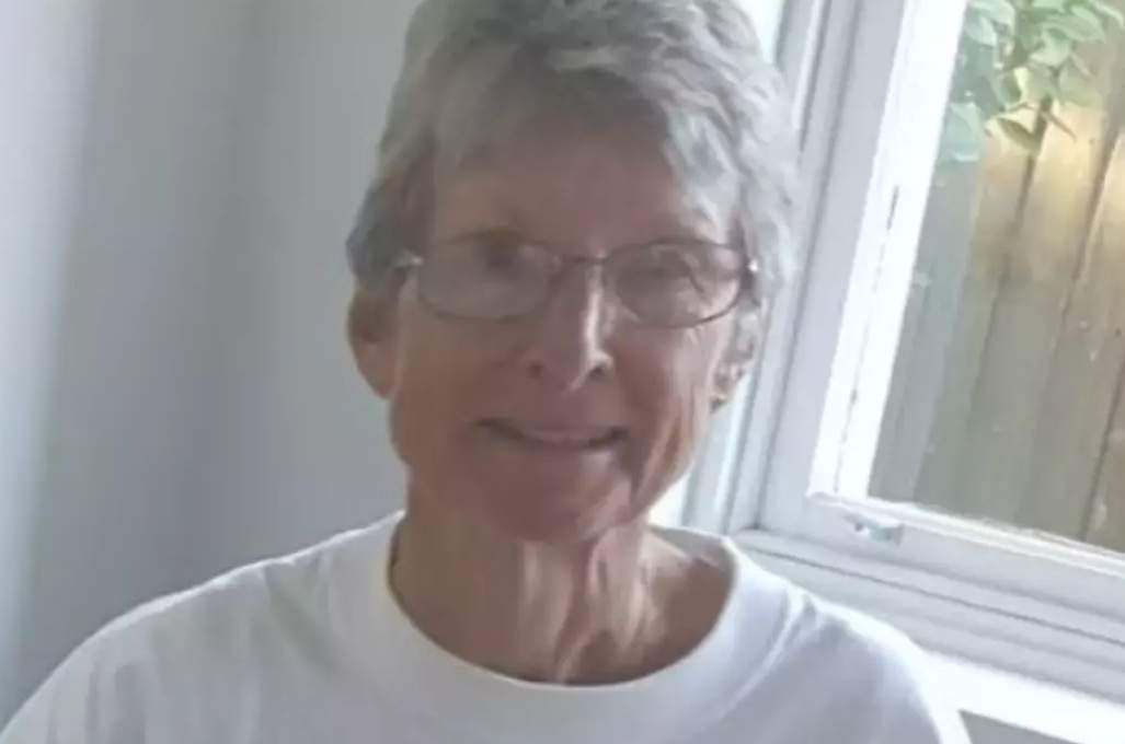 O femeie a murit după ce a fost uitată pe o insulă! Nava de croazieră pe care călătorea a plecat fără ea