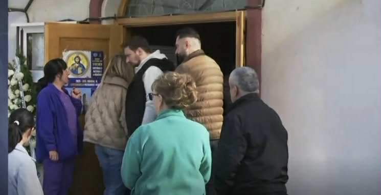 Obiectele cu care va fi înmormântată Ștefania Szabo! Directoarea medicală a Spitalului Buzău, în vârstă de 37 de ani, a fost găsită moartă în camera de gardă