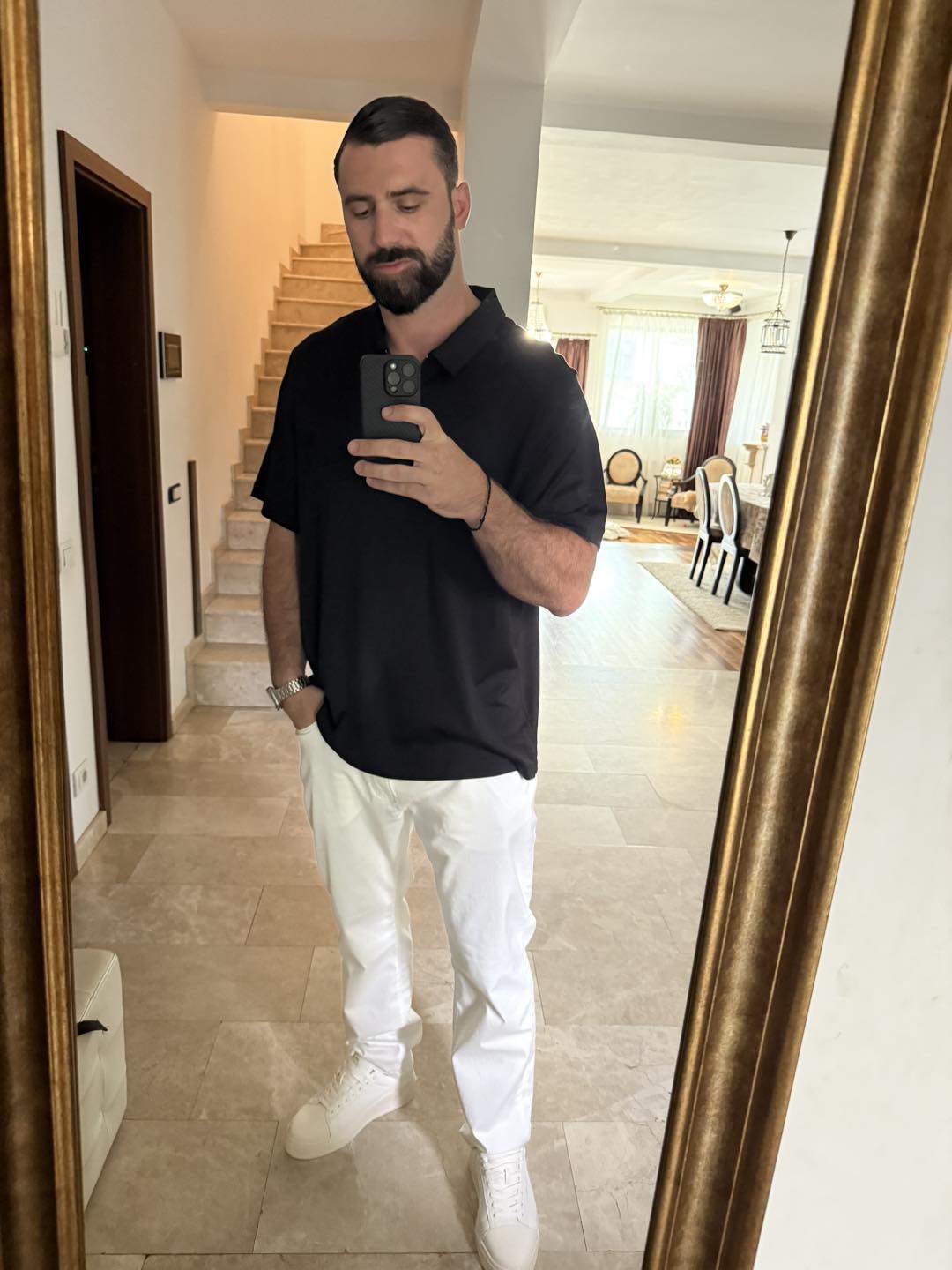 Andrei Stoica, selfie