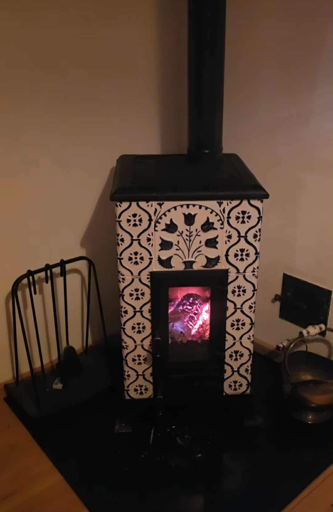 Dana Rogoz și soțul ei, mini-vacanță la casa de la Viscri! Cei doi și-au creat acolo propriul colț de rai