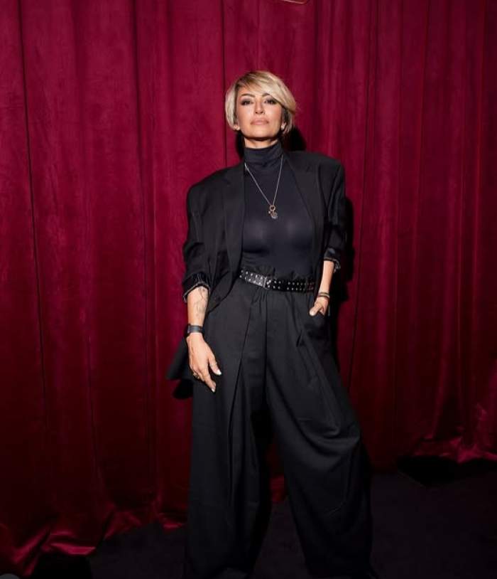 giulia anghelescu la un eveniment