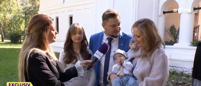 Adrian Velea, declarații emoționante de la botezul fiului său! Prezentatorul Acces Direct și soția lui au trăit emoții mari