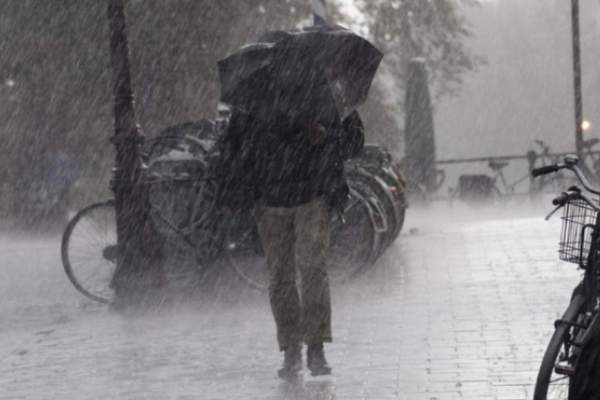 Număr de telefon gratuit pus la dispoziție în timpul Codului Roșu. Unde pot suna bucureștenii dacă au nevoie de ajutor