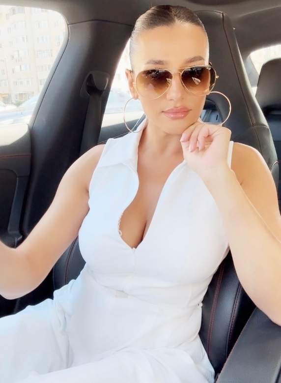 claudia patrascanu in masina