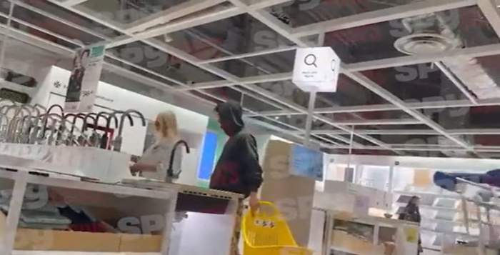 Imagini unice cu Alexandra Stan şi iubitul! Merită premiul de cel mai răbdător partener! Au trecut la nivelul următor? Ce îi dă de gol?