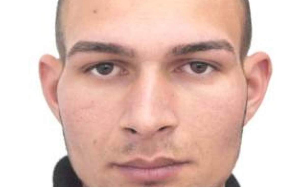 E alertă în Craiova! Un deținut periculos a evadat din curtea IPJ Dolj. Oamenii sunt rugați să sune la 112 dacă îl văd
