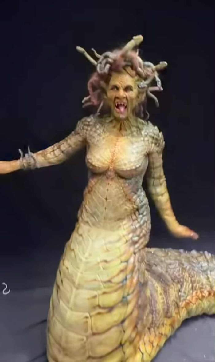 Cele mai extravagante costume de Halloween 2025. O actriță de la Hollywood a intrat complet în pielea personajului Medusa