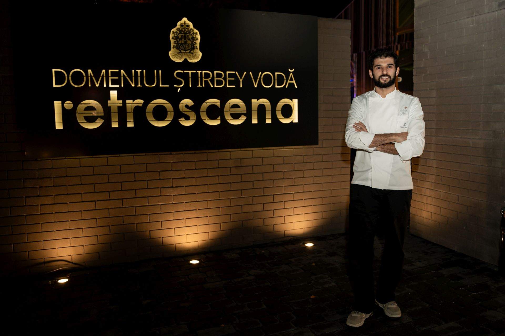 Jurații Chefi la cuțite s-au reunit la pop-up-ul Retroscena, de la Domeniul Știrbey. Chef Richard: ”Am fost foarte emoționat să-i am alături pe colegii mei”