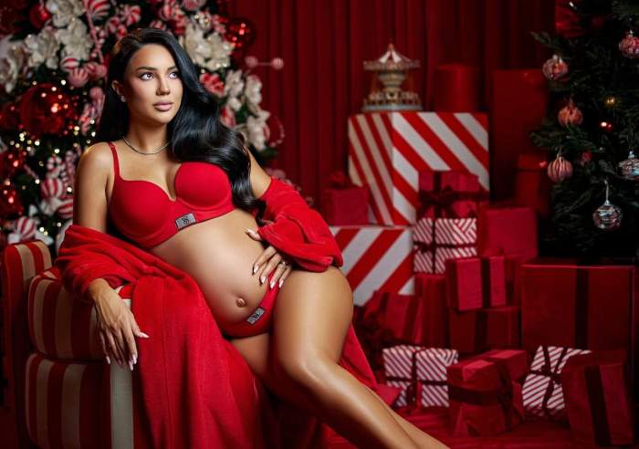 Larisa Udilă, ședință foto sexy, înainte de Crăciun. Influencerița și-a expus burtica de gravidă