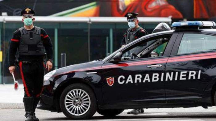 Un român a încercat să-i dea foc soției sale: „Vrei să vezi copiii în seara asta?”. O urmărea și prin GPS