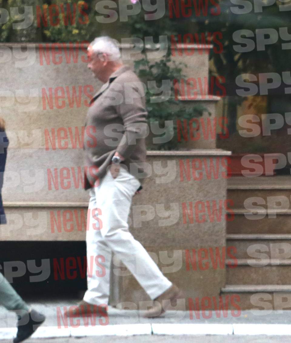 Primele imagini cu Sebastian Vlădescu după ce a fost eliberat! Pe cine a vizitat!