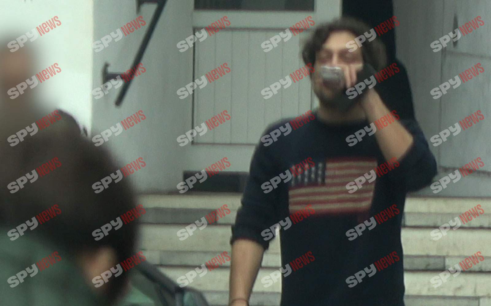 Toto Dumitrescu, comportament dubios, după ce a scăpat de arestul la domiciliu! Îşi lasă telefonul la amanet, din a doua încercare! Imaginile momentului