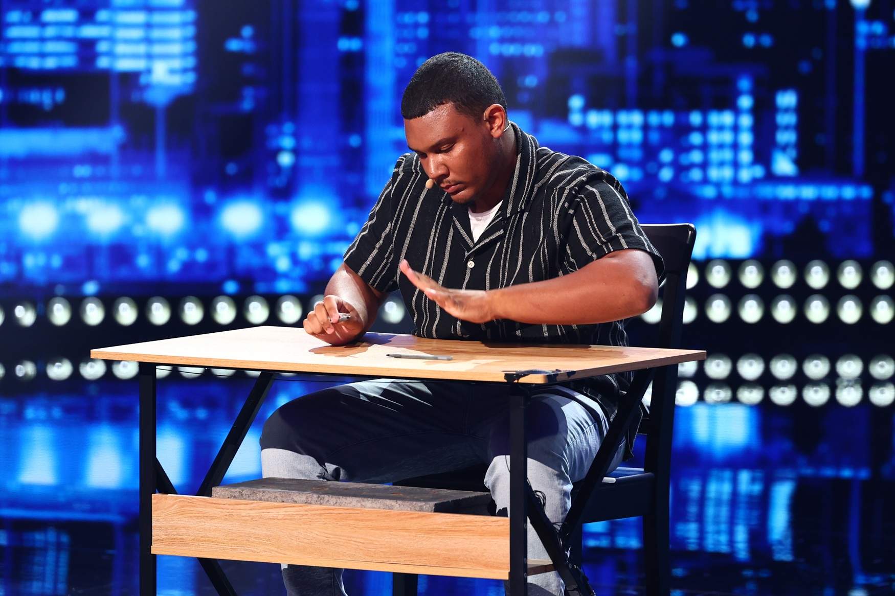 Un nou hit va lua naștere sâmbăta aceasta, de la 20.00, pe scena de la The Ticket