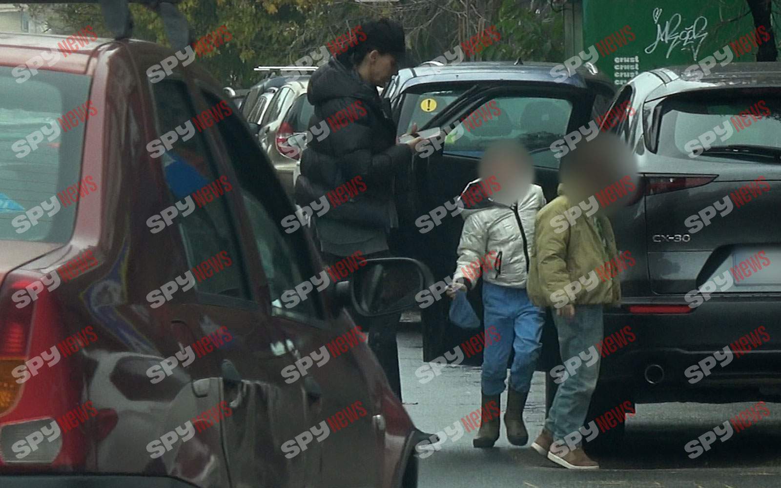 Lavinia Pârva, apariție rară! Este o mămică exemplară! Cum au filmat-o paparazzii Spynews.ro