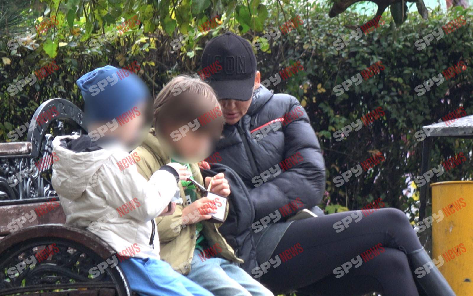 Lavinia Pârva, apariție rară! Este o mămică exemplară! Cum au filmat-o paparazzii Spynews.ro