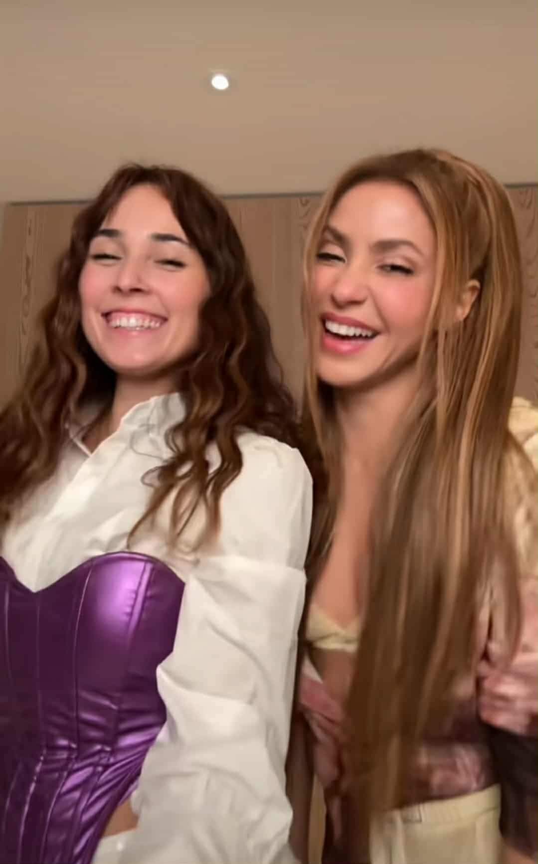 Andra Gogan și Shakira