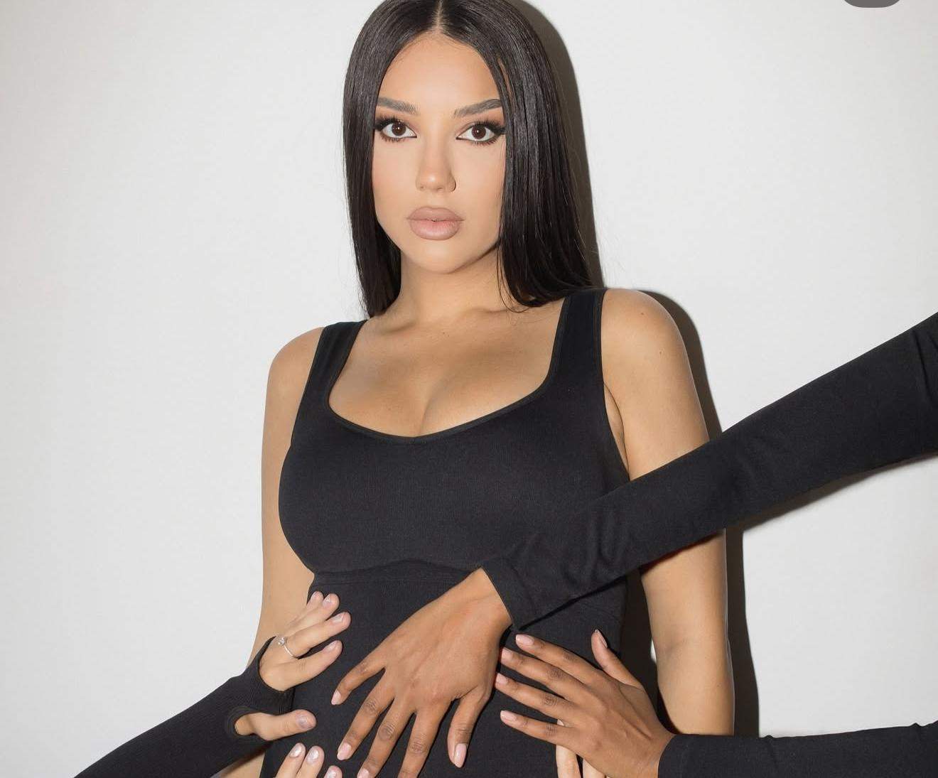 Când va trebui să nască Larisa Udilă. Influencerița a recunoscut că este puțin speriată: "M-a luat o ușoară panică"