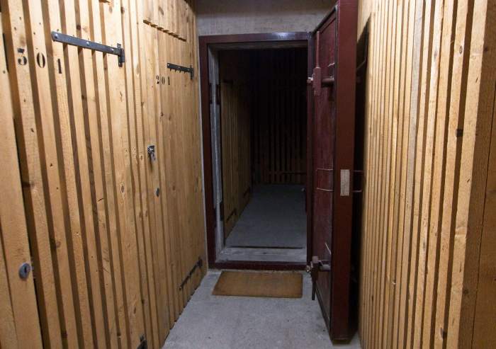 interiorul unui buncăr din Elveția