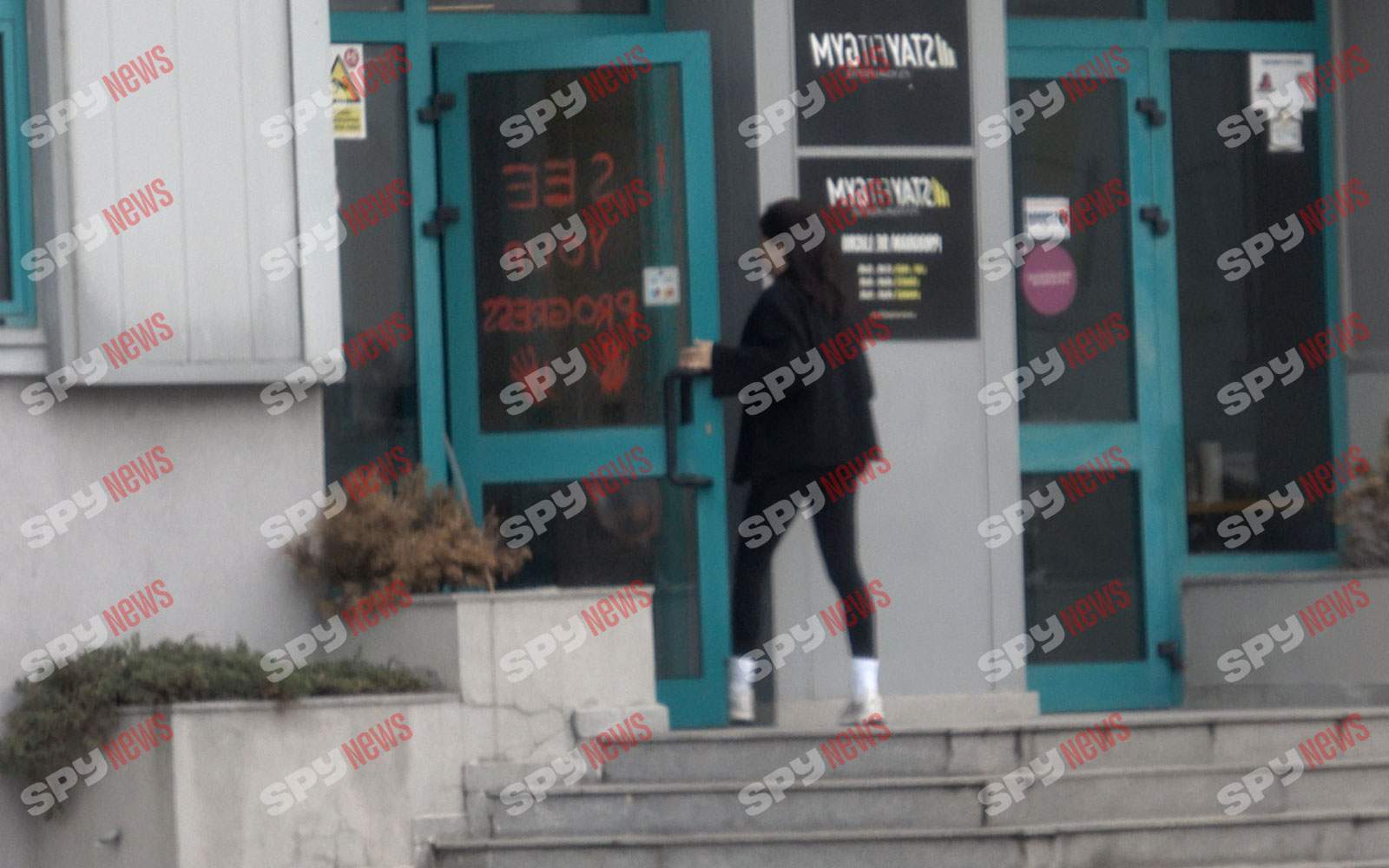 Diana Bart arată demenţial! Cum se menţine în formă prezentatoarea TV! Ce o ține „în priză”