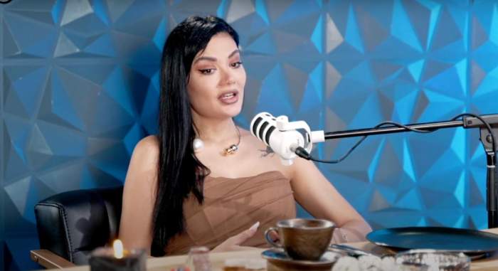 Olga Barcari, la un podcast